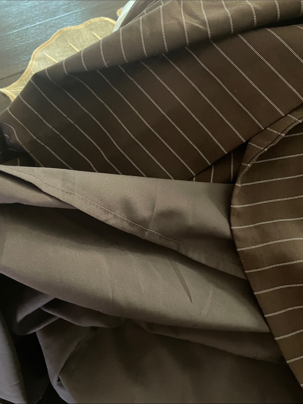 Sleeveless Brown  Pinstripe Runched Maxi Dress - Picture 8 of 9
